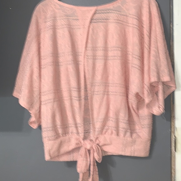 Top - Picture 2 of 2